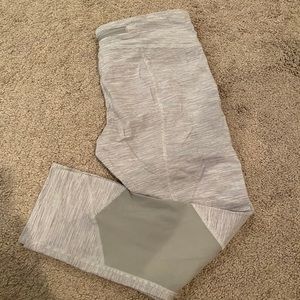 Lululemon Cropped Pace Rival Leggings